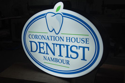 dentist logo sign